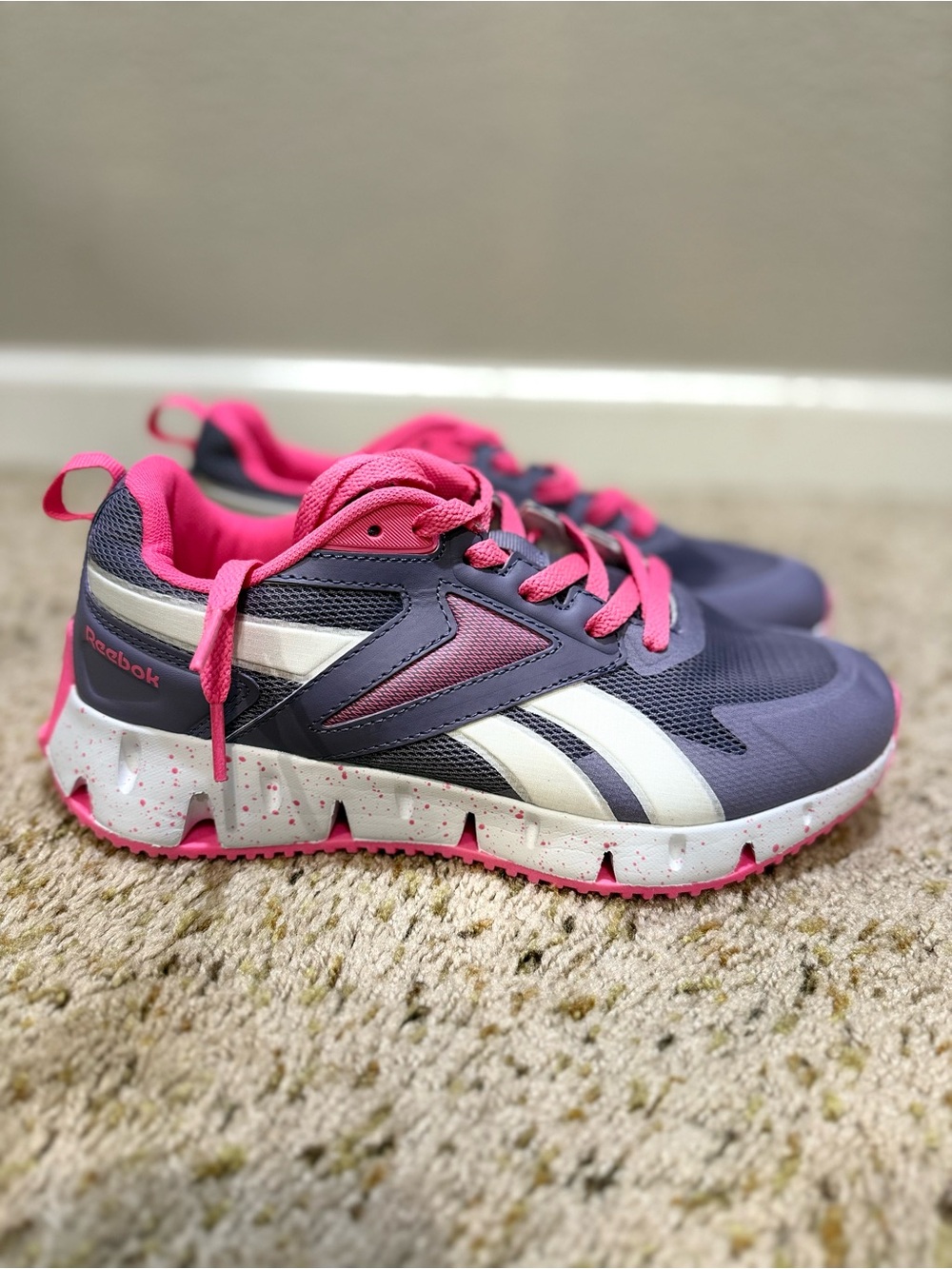 Reebok Women’s size 6 Zig Vector Purple/Pink Athletic Sneakers